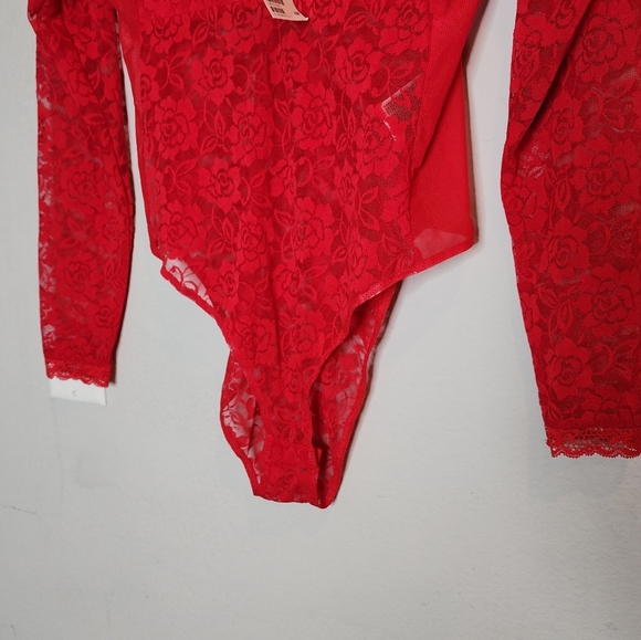 NWT H&M Red Lace Long Sleeve Sheer Bodysuit Size Large - Picture 7 of 16